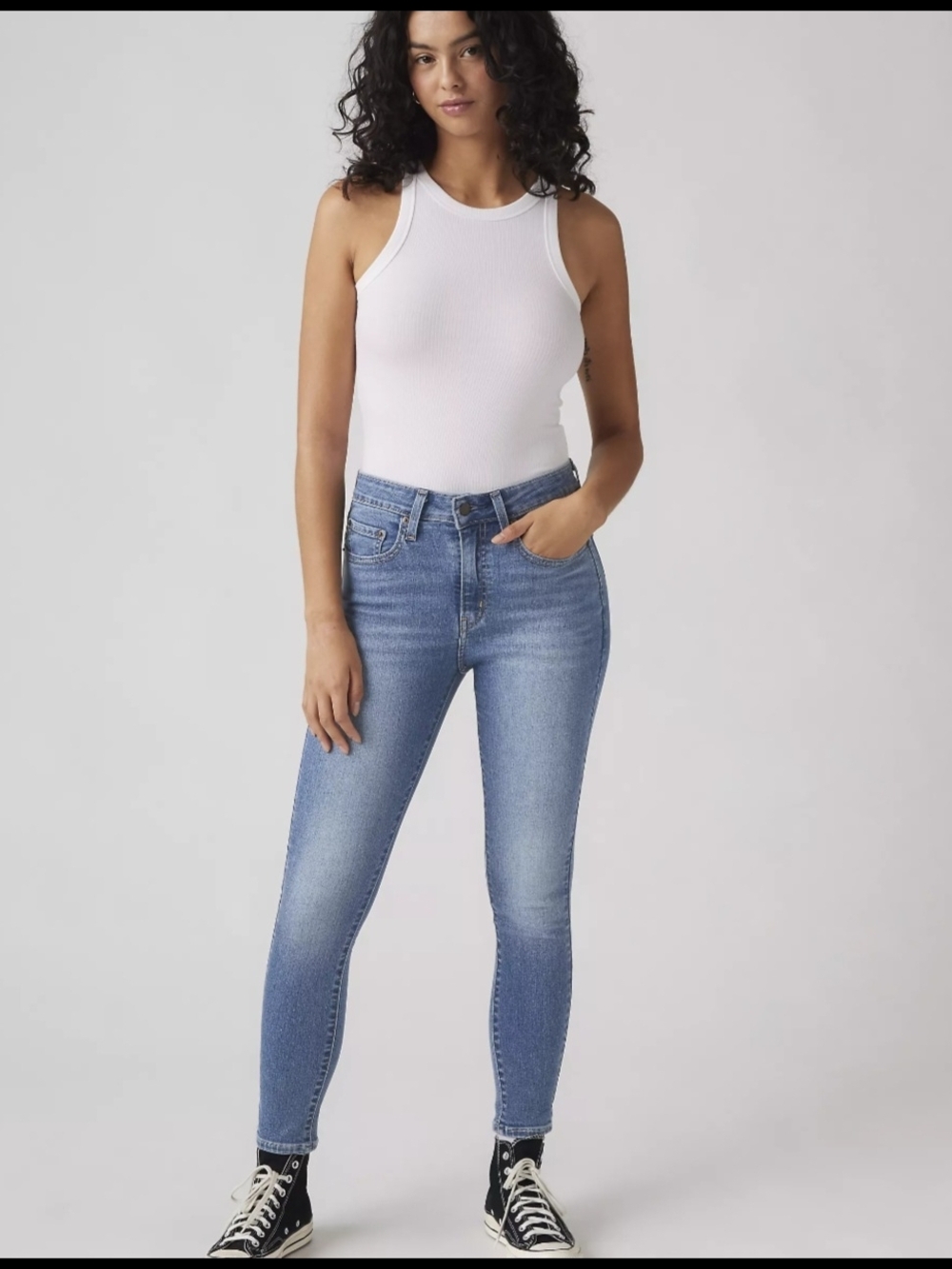 Women’s Levi's 721 High-Rise Light Blue Skinny Jeans